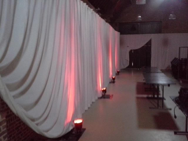Pipe & drape set 24 lm wit 3 m hoog - Afbeelding 3