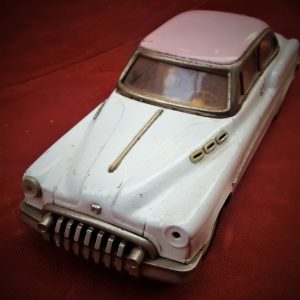Metalen speelgoed auto