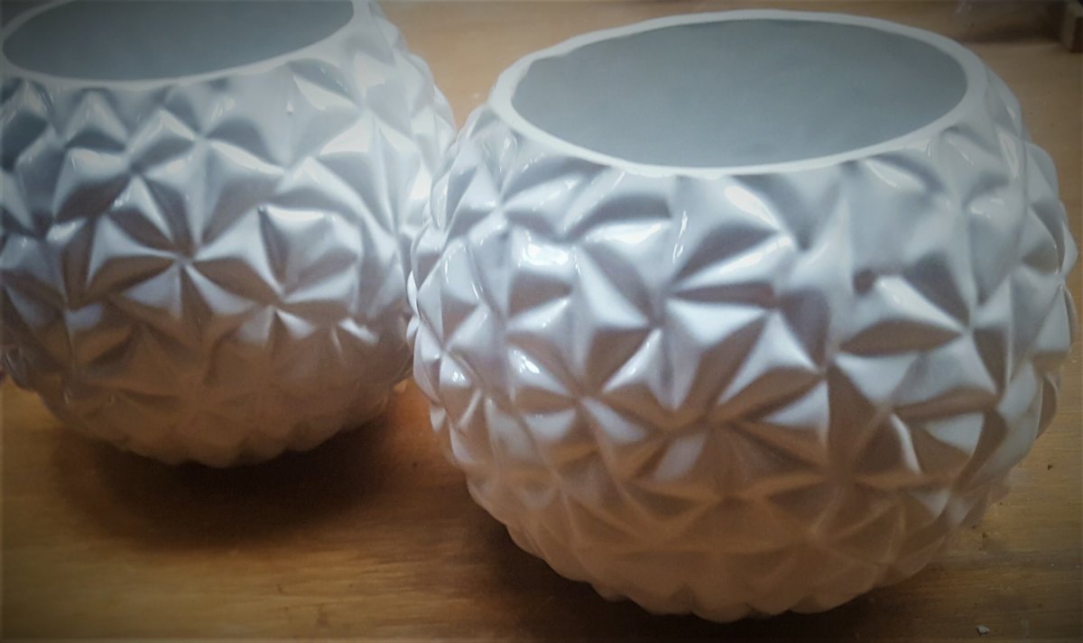 Witte bolle bloempotten met geometrisch motief - Afbeelding 4