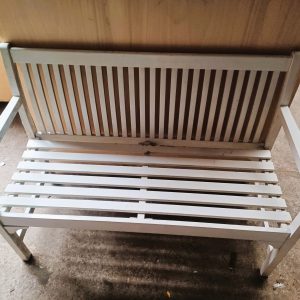 Tuinbank 01 wit