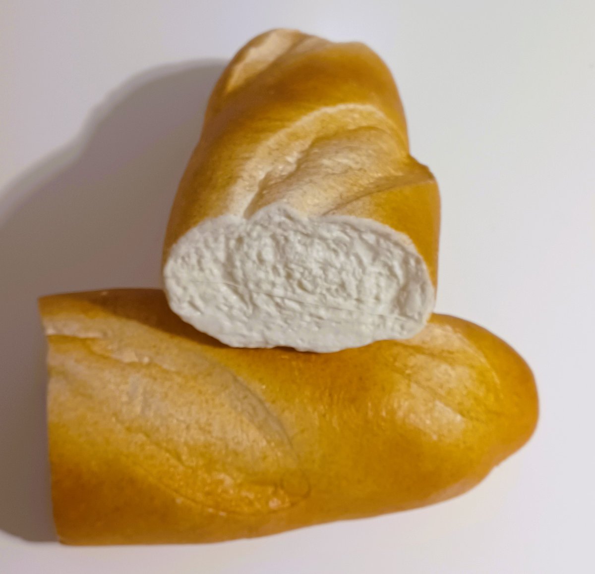 Namaak Brood 06 gesneden stokbrood