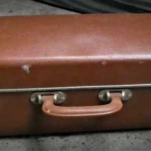 Oude koffer 032 trompet